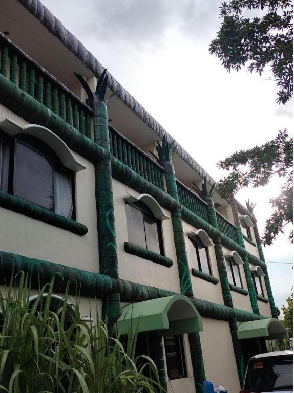 Oyo 800 Ddd Habitat Dormtel Bacolod Exterior foto