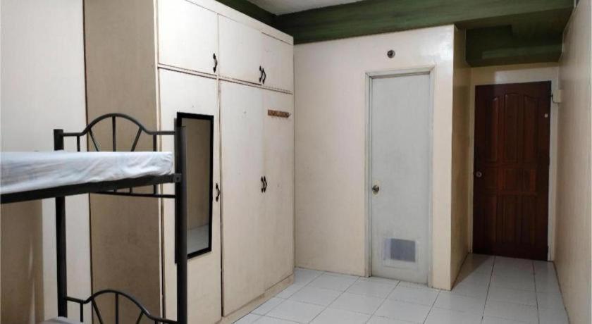 Oyo 800 Ddd Habitat Dormtel Bacolod Exterior foto